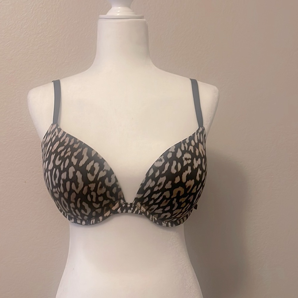 Victoria’s Secret T-shirt, push-up bra